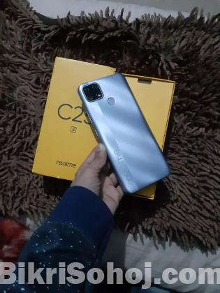 Realme c25s 4/64gb full box and charger (used)